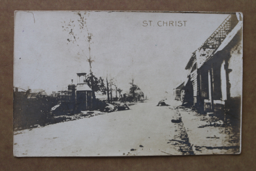 Ansichtskarte Foto AK St Christ Briost 1914-1918 Weltkrieg tote Pferde Häuser Straße Ortsansicht Frankreich France 80 Somme